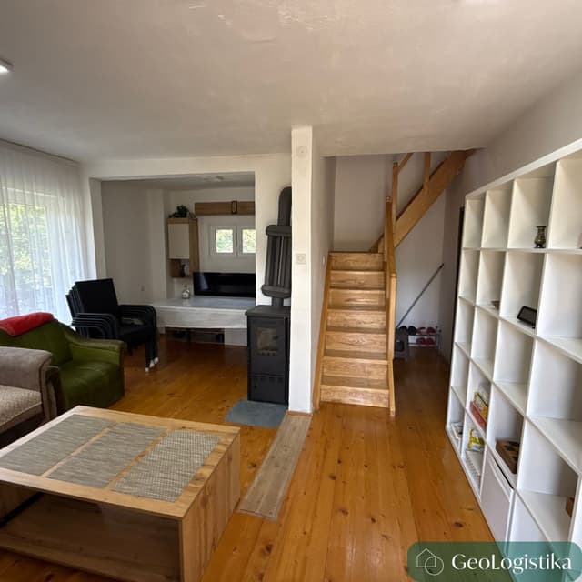 https://gzhaxpeurpuemedskgsg.supabase.co/storage/v1/object/public/properties_gallery/properties/0.07077184446837248-image-XWRR344311-4-8.jpg
