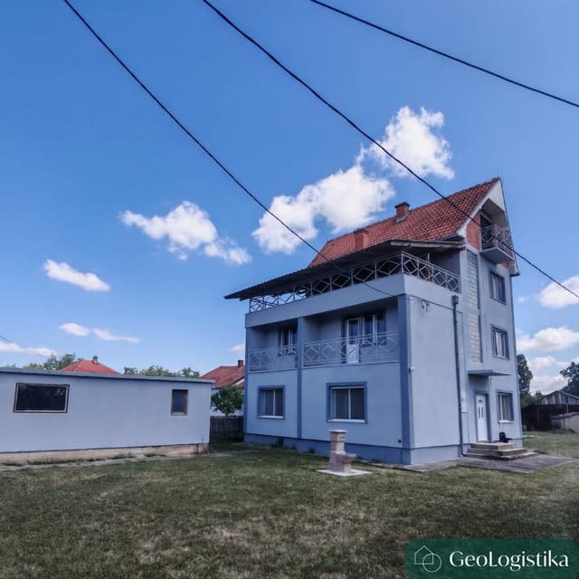 https://gzhaxpeurpuemedskgsg.supabase.co/storage/v1/object/public/properties_gallery/properties/0.18558480132779498-image-XWRR344311-4-2.jpg