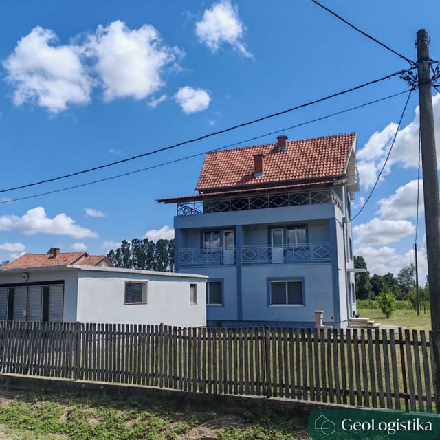 https://gzhaxpeurpuemedskgsg.supabase.co/storage/v1/object/public/properties_gallery/properties/0.18847313015732836-image-XWRR344311-4-3.jpg