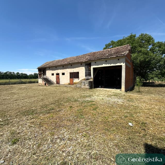 https://gzhaxpeurpuemedskgsg.supabase.co/storage/v1/object/public/properties_gallery/properties/0.34382354284078187-image-XWRR344311-4-4.jpg