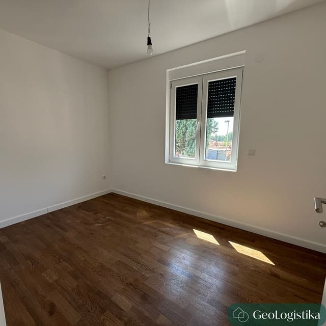 https://gzhaxpeurpuemedskgsg.supabase.co/storage/v1/object/public/properties_gallery/properties/0.6243707437483008-image-XWRR344311-4-13.jpg