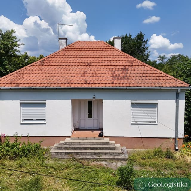 https://gzhaxpeurpuemedskgsg.supabase.co/storage/v1/object/public/properties_gallery/properties/0.7912835137360039-image-XWRR344311-4-2.jpg