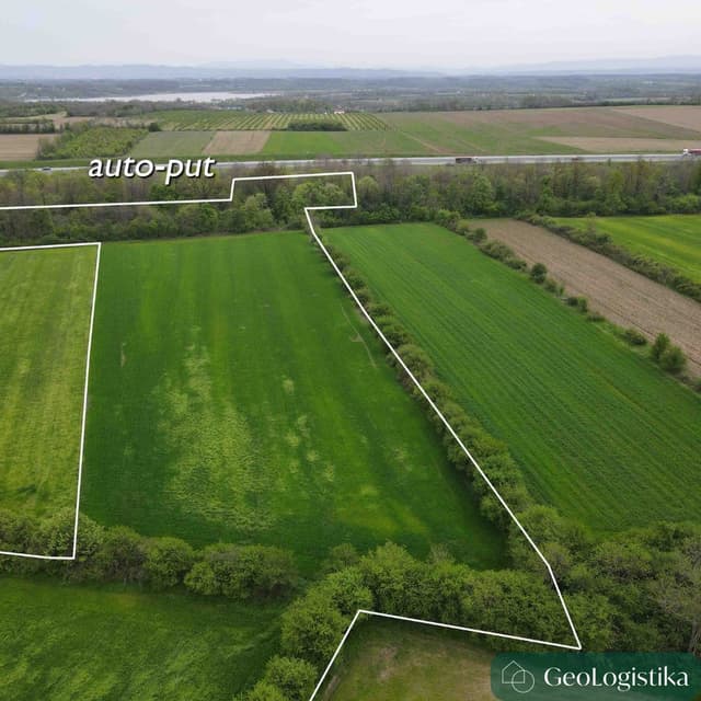 https://gzhaxpeurpuemedskgsg.supabase.co/storage/v1/object/public/properties_gallery/properties/0.809021135055509-image-XWRR344311-4-5.jpg