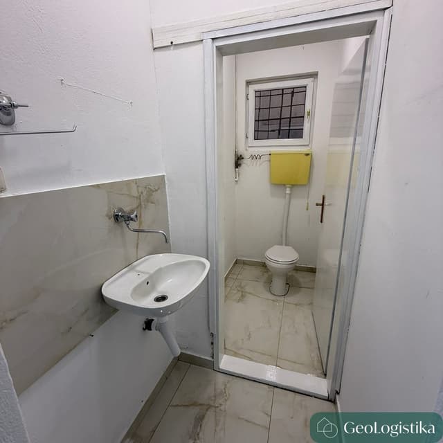 https://gzhaxpeurpuemedskgsg.supabase.co/storage/v1/object/public/properties_gallery/properties/0.839979882494067-image-XWRR344311-4-8.jpg