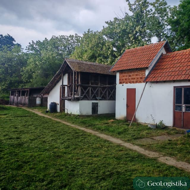 https://gzhaxpeurpuemedskgsg.supabase.co/storage/v1/object/public/properties_gallery/properties/0.8497859178509548-image-XWRR344311-4-5.jpg