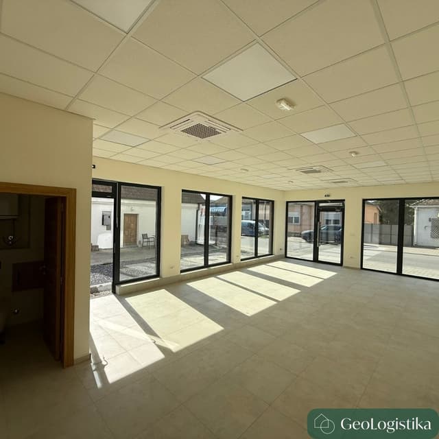 https://gzhaxpeurpuemedskgsg.supabase.co/storage/v1/object/public/properties_gallery/properties/0.8673424205655214-image-XWRR344311-4-6.jpg