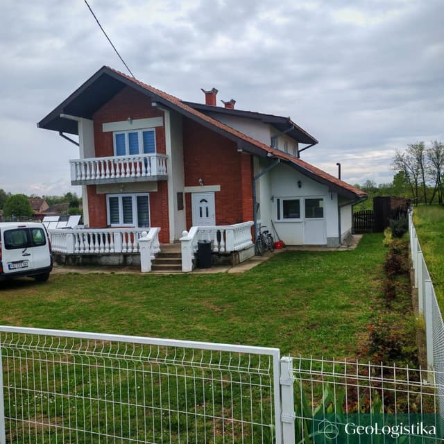https://gzhaxpeurpuemedskgsg.supabase.co/storage/v1/object/public/properties_gallery/properties/0.9549852272482242-image-XWRR344311-4-2.jpg